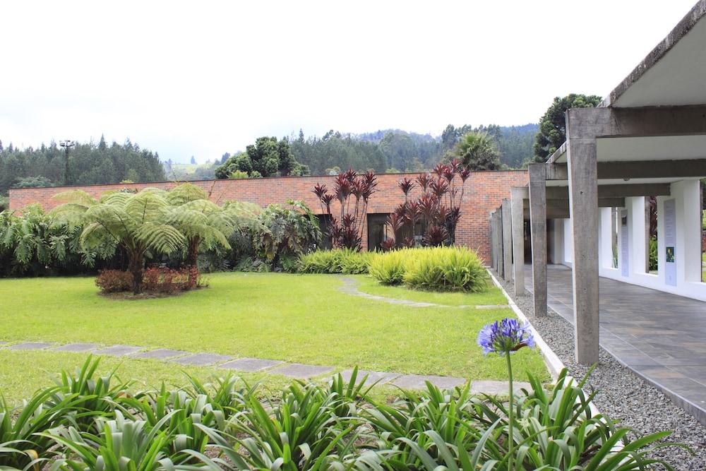 Estelar Recinto Del Pensamiento Y Centro De Convenciones Hotel