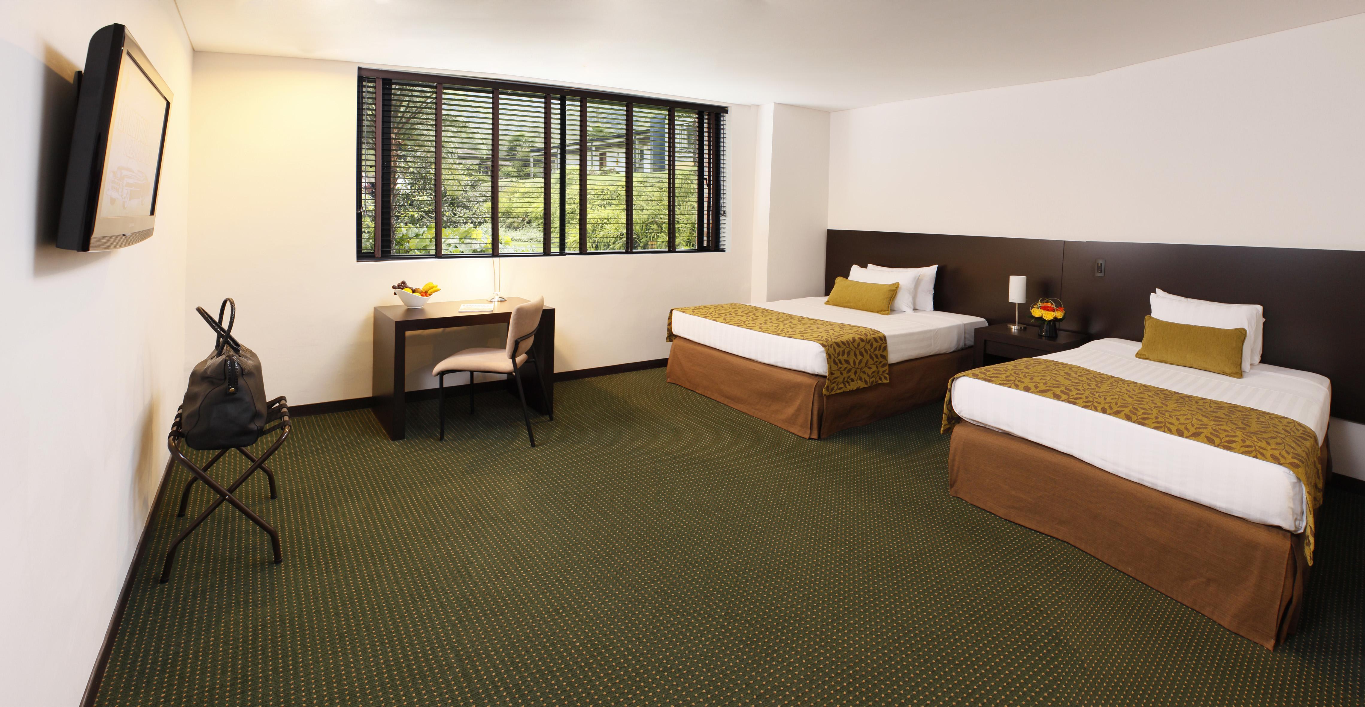 Hotel Estelar Recinto Del Pensamiento Y Centro De Convenciones 3*